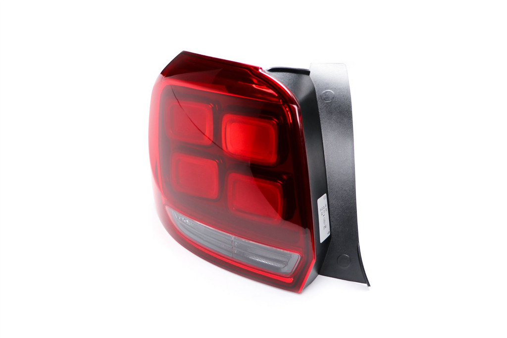 Rear light left Dacia Sandero 17-