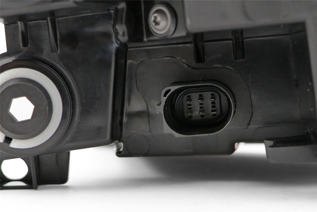 Rear light left LED Audi Q8 18-