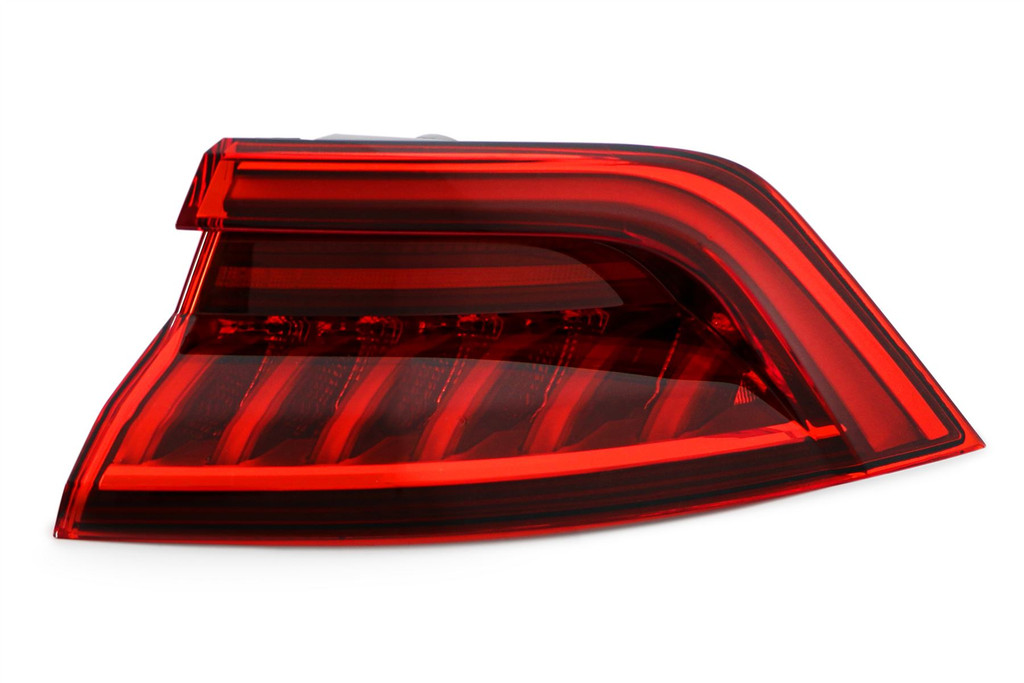Rear light right LED Audi Q8 18-