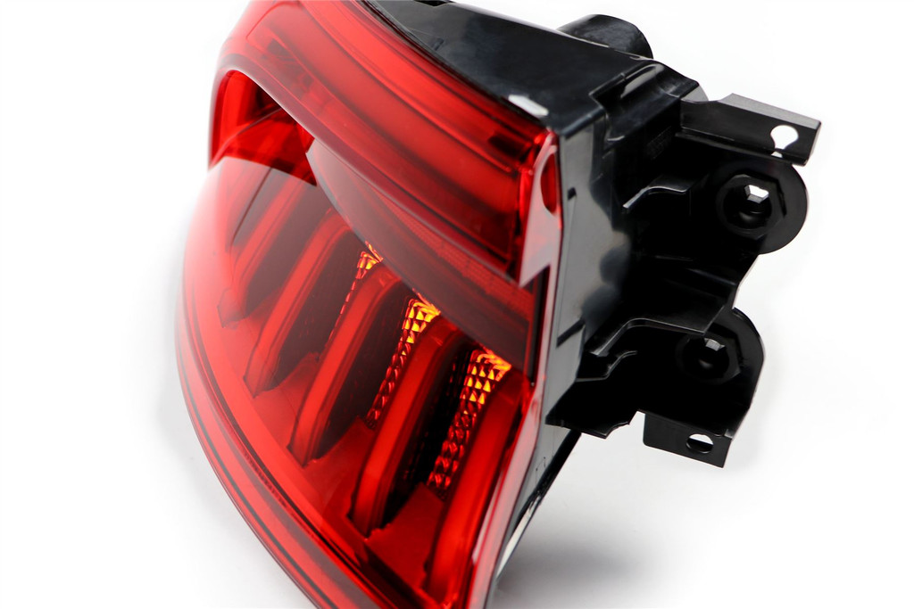 Rear light left "welcome" effect LED Audi Q8 18-