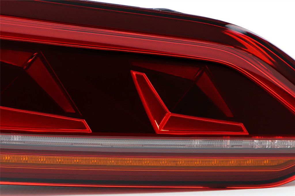 Rear light left inner dynamic indicator VW Touareg 18-