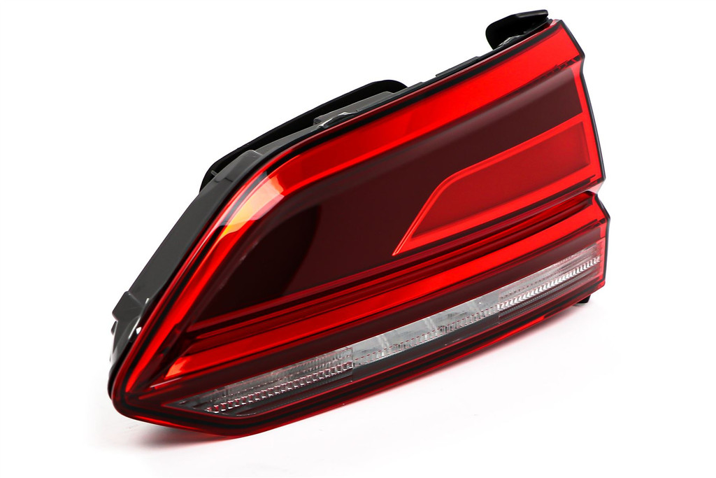 Rear light right inner LED VW Touareg 18-