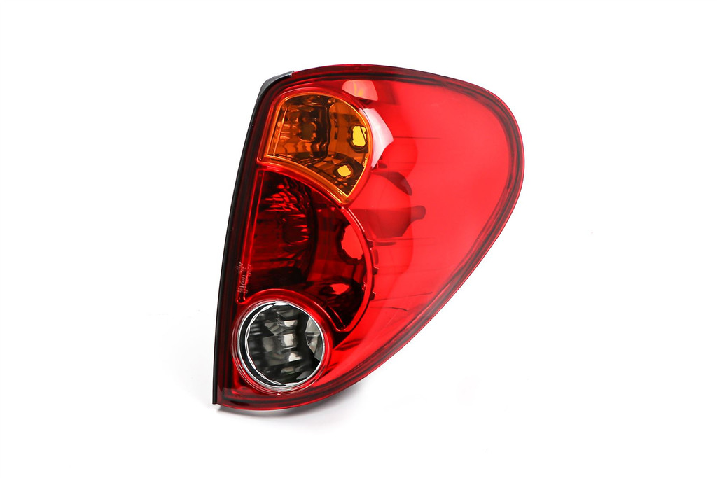 Rear light right Mitsubishi L200 Triton 06-15