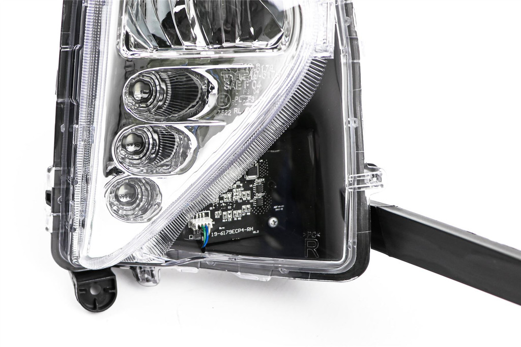 Front fog light with DRL right LED Toyota Prius 15-