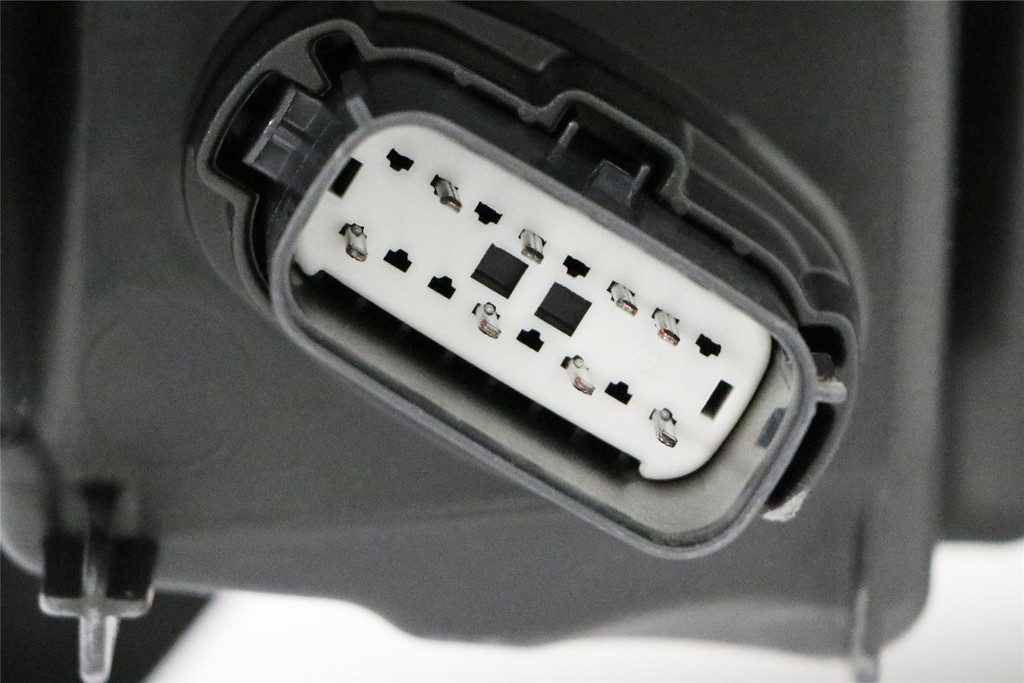 Headlight left Ford Mondeo 18-