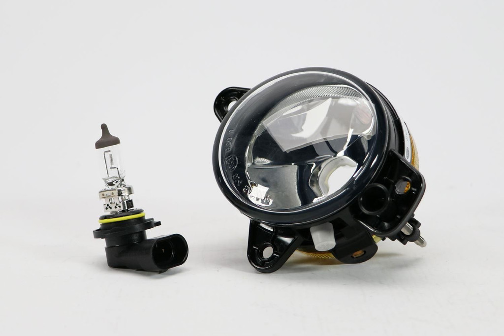 Front fog light left VW Touareg 02-10