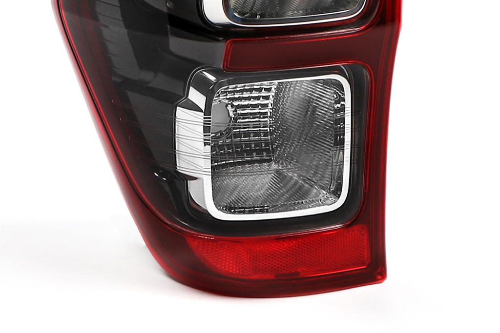 Rear light left dark red Ford Ranger 12-