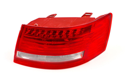 Rear light right LED Audi A6 Saloon 05-08