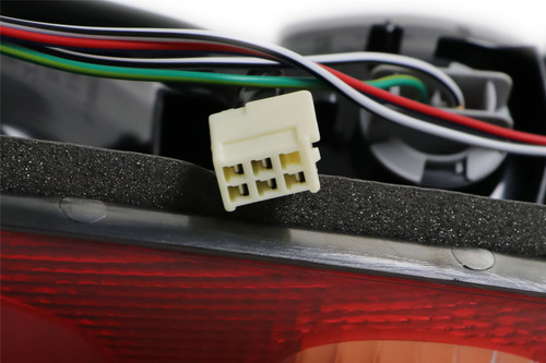Rear light left Toyota Land Cruiser J100 98-01