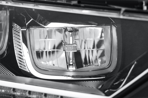 Headlight right Full LED VW Passat 15- OEM Valeo