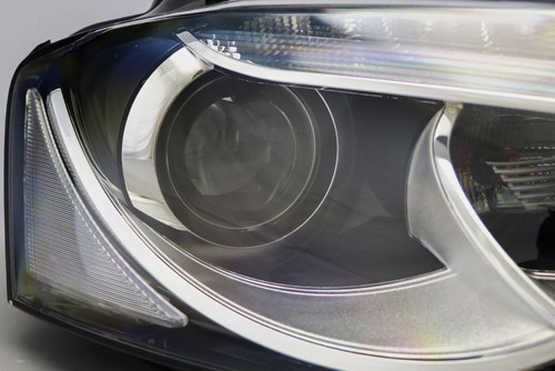 Headlight right bi-xenon LED DRL Audi A3 08-12 LHD