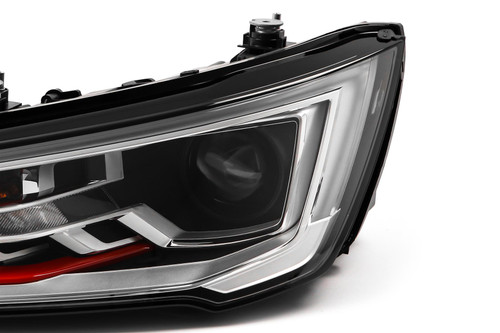 Headlight left Bi-xenon red trim Audi A1 S1 15-18