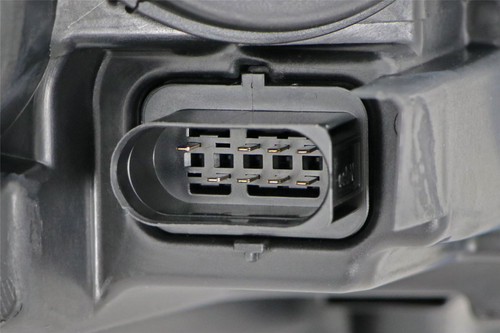 Headlight left halogen VW Transporter T6.1 20-