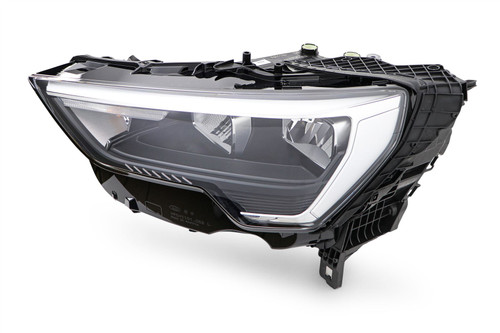 Headlight left LED Audi Q3 19- 