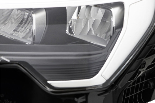 Headlight left LED Audi Q3 19-