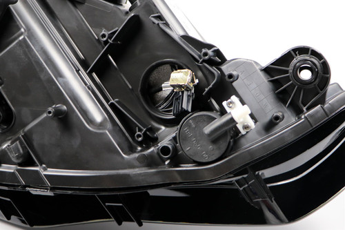 Headlight left bi-xenon with AFS Audi A3 12-