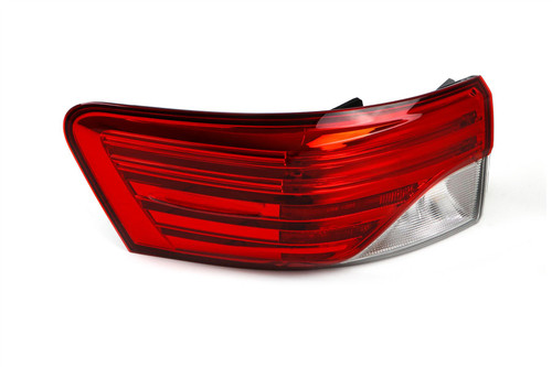 Rear light outer left LED Toyota Avensis 12-15 Estate