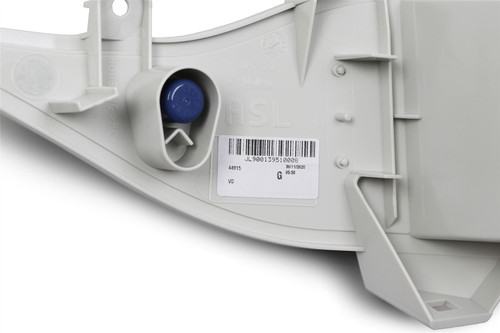 Rear bumper fog light left Toyota Avensis 12-15 Saloon