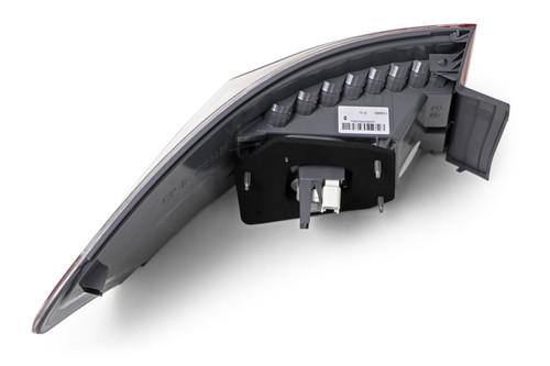Rear outer light right LED Toyota Avensis 09-11 Saloon