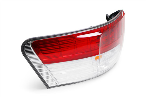 Rear outer light left LED Toyota Avensis 09-11 Saloon