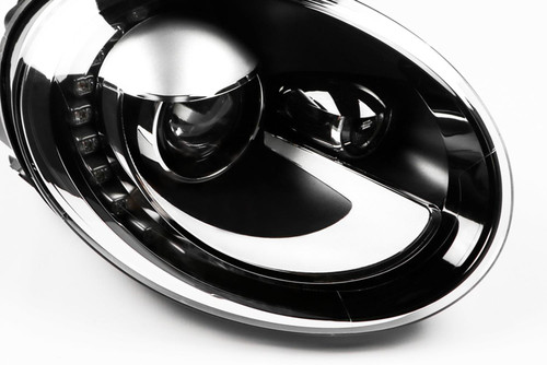 Headlight right black bi-xenon DRL VW Beetle 11-18