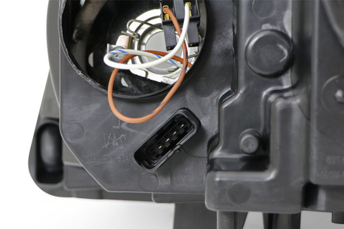 Headlight right Nissan Qashqai 07-10 Hella