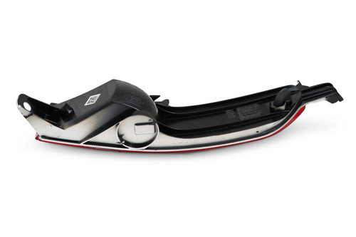 Rear bumper reflector left VW Touareg 11-13