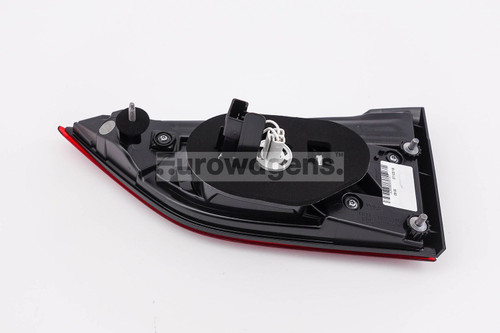 Rear inner light left Toyota Avensis 15-17