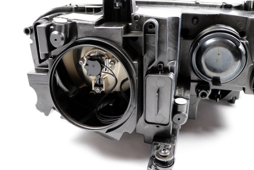 Headlight left VW Tiguan 16-