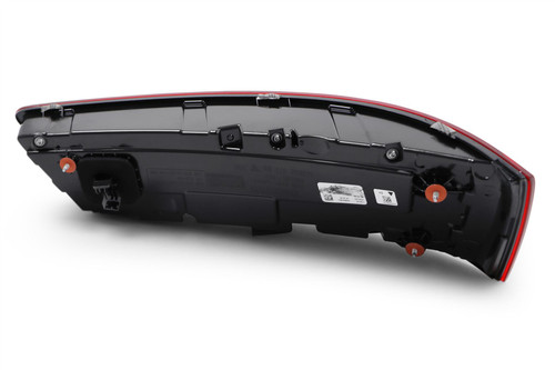 Rear light left LED Audi Q7 15-18