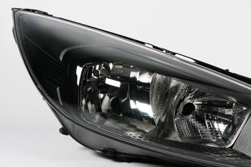 Headlight right black Ford Focus 14-17