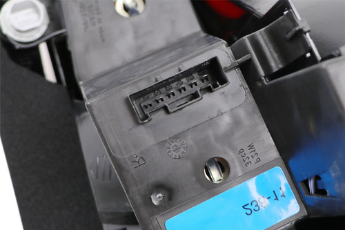 Rear light left BMW 5 Series E60 03-07 Saloon Hella