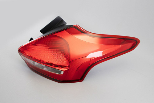 Rear light right Ford Focus MK3 15-18 Hatchback