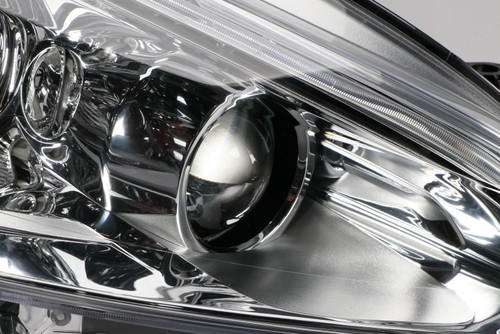 Headlight right LED DRL Peugeot 208 12-15