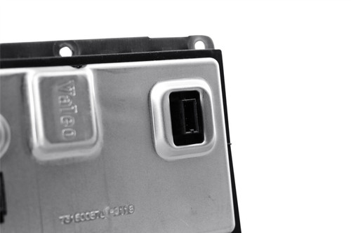 Xenon headlight control unit ballast VW Passat 05-10