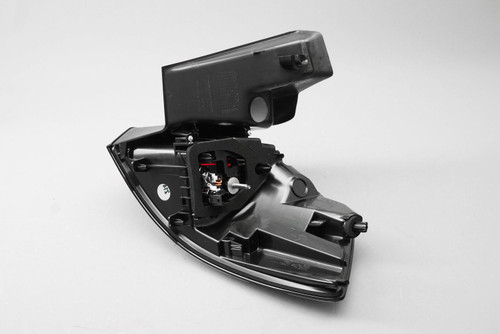 Rear light left outer LED Peugeot 5008 17-