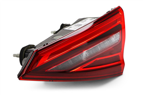 Rear light right inner LED Infiniti Q30 16-