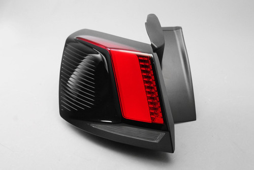 Rear light left outer LED Peugeot 3008 17-