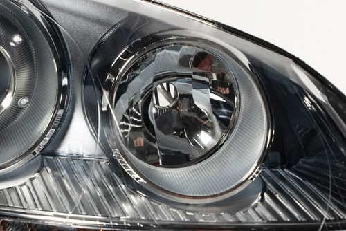 Headlight right xenon VW Golf MK5 03-09