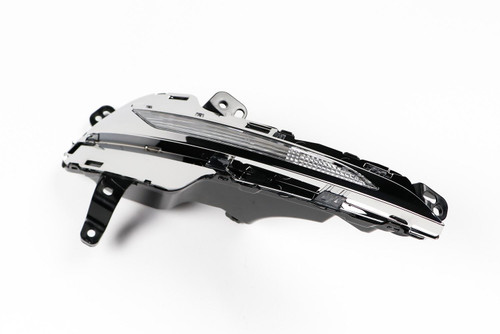 Front indicator right LED Peugeot 308 17-