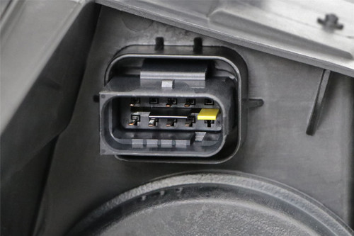 Headlight left LED DRL Peugeot 5008 17-