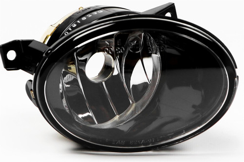 Front fog light right VW Amarok 12-16