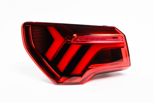 Rear light left outer LED with dynamic indicator Audi Q3 19-