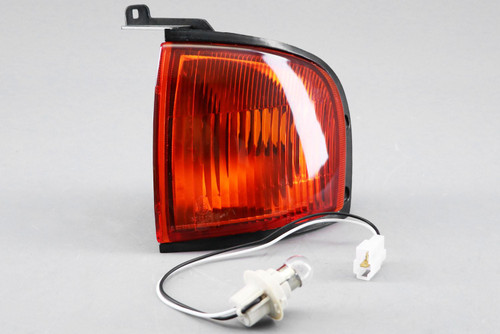 Front indicator left Mazda B2500 98-01