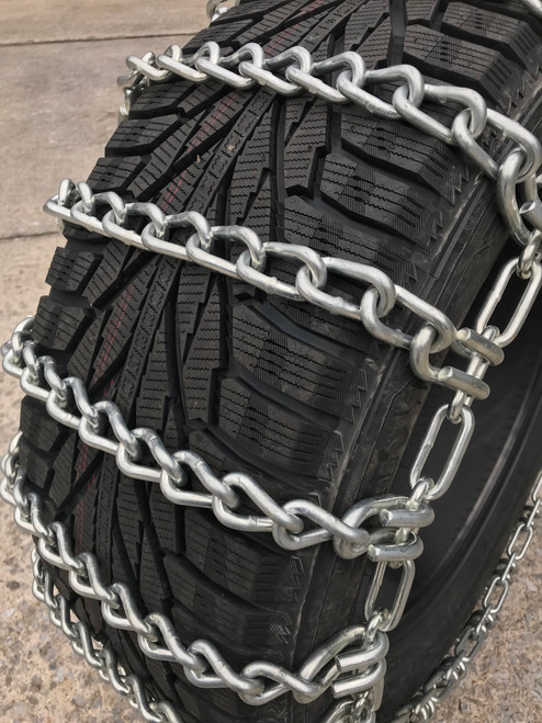 Load Range E, Mud, and K02275/65R20LT, 275/65-20 TWO LINK Tire Chains