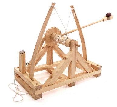 Pathfinders Leonardo Da Vinci Catapult - Wet Paint Artists