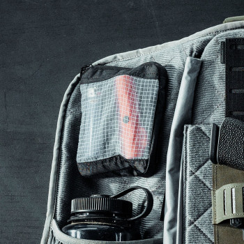 FADE VIEW POUCH SMALL BLACK