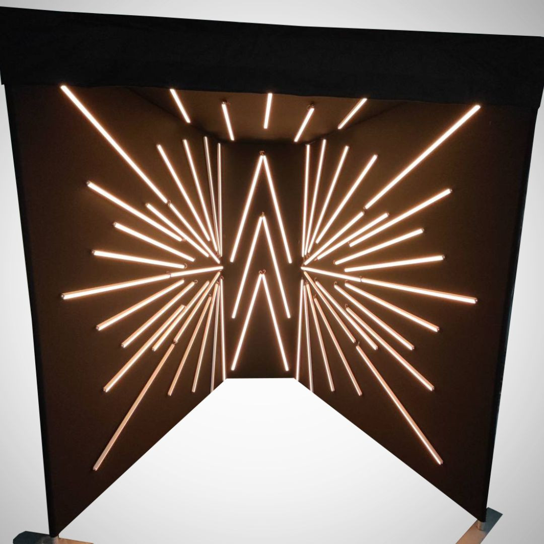Vogue Booth Extreme with 55 LED Lights - PB Backdrops