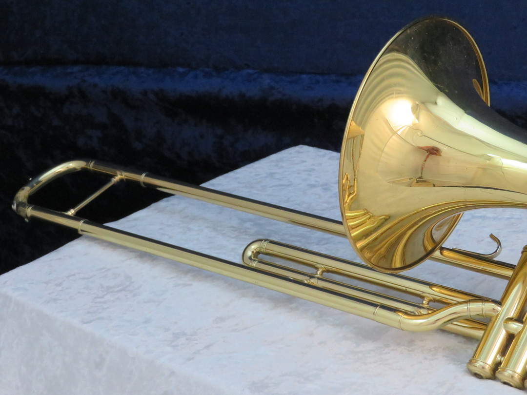 C.G CONN(コーン)テナートロンボーン 8H (中古品） conn8h 中古 トロン