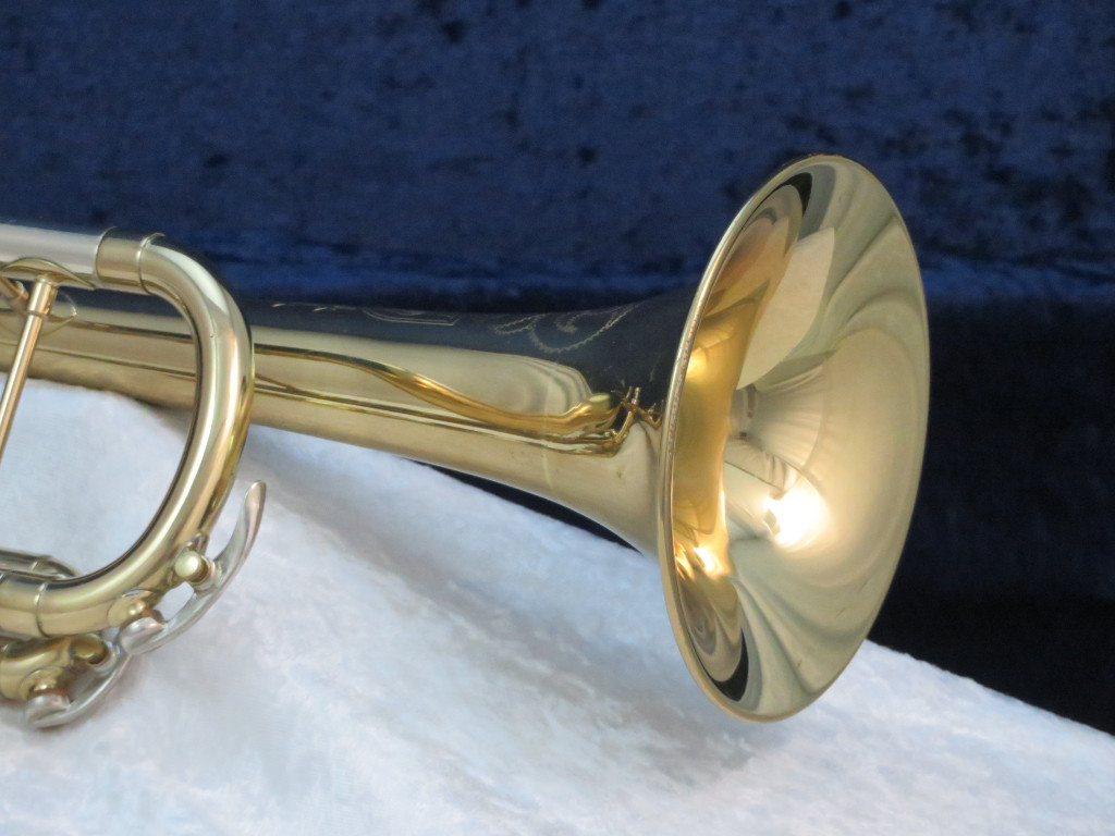 ☆ お宝！CONN Connstellation 7B-N トランペットマウスピース